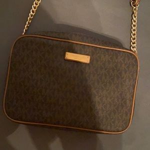 Michea Kors Cross body Bag